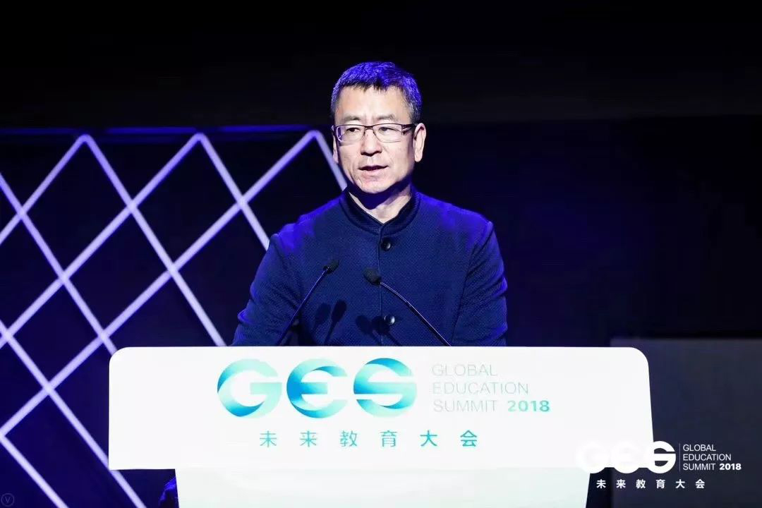 5e69d0932ebae.jpg